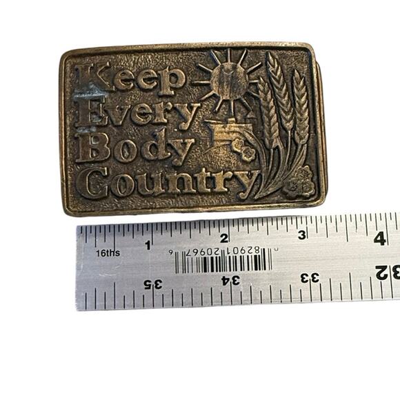 Vintage Brass/Bronze Keep Everybody Country Western Belt Buckle 1979 - Picture 2 of 5